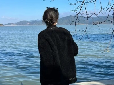 快手直播举报电话，这里是一个围绕快手直播举报的原创文章标题和内容，供你参考